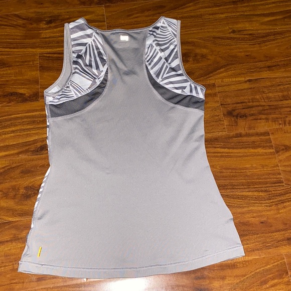 Lucy Active Tank Top - Picture 3 of 4